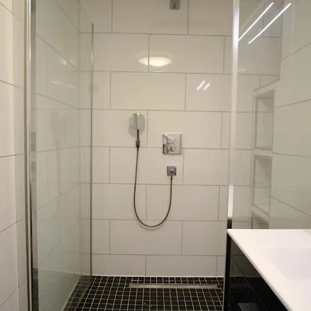 Kaspar Mit Parkplatz Apartman