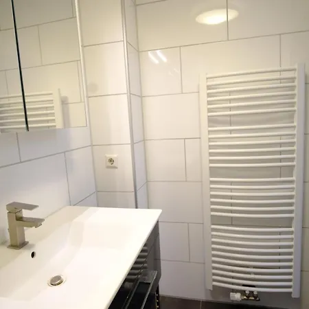 Kaspar Mit Parkplatz Διαμέρισμα *