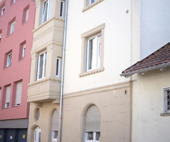 Kaspar Mit Parkplatz Apartamento